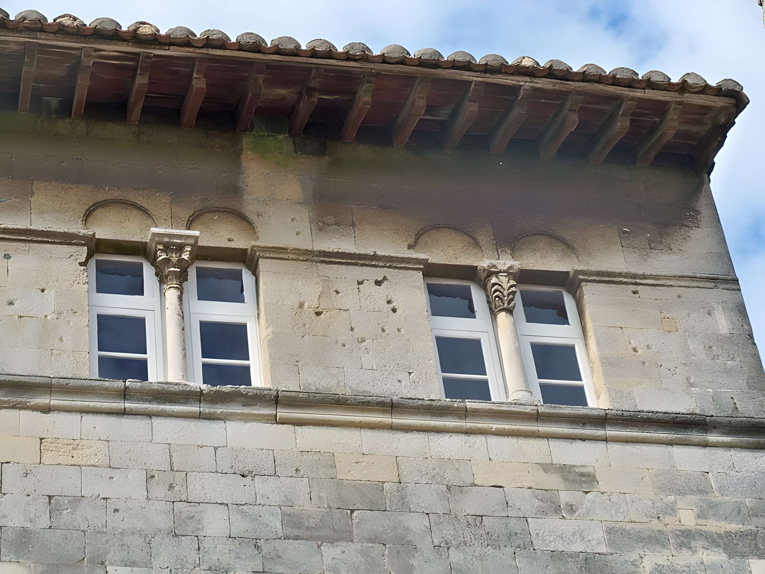 Maison romane de Saint-Gilles