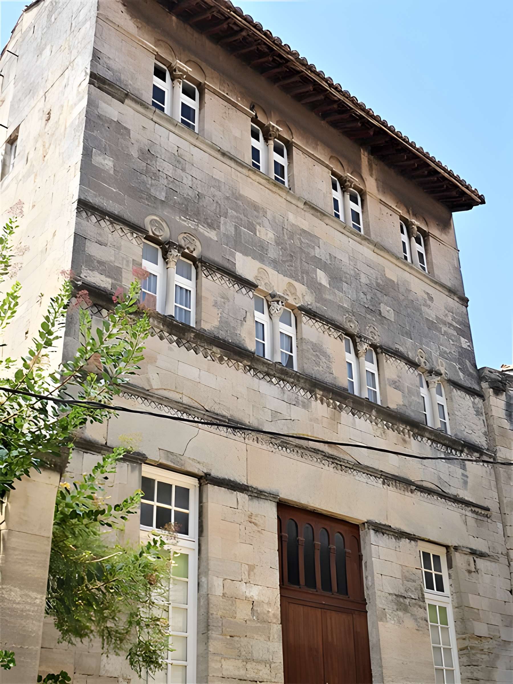 Maison romane de Saint-Gilles