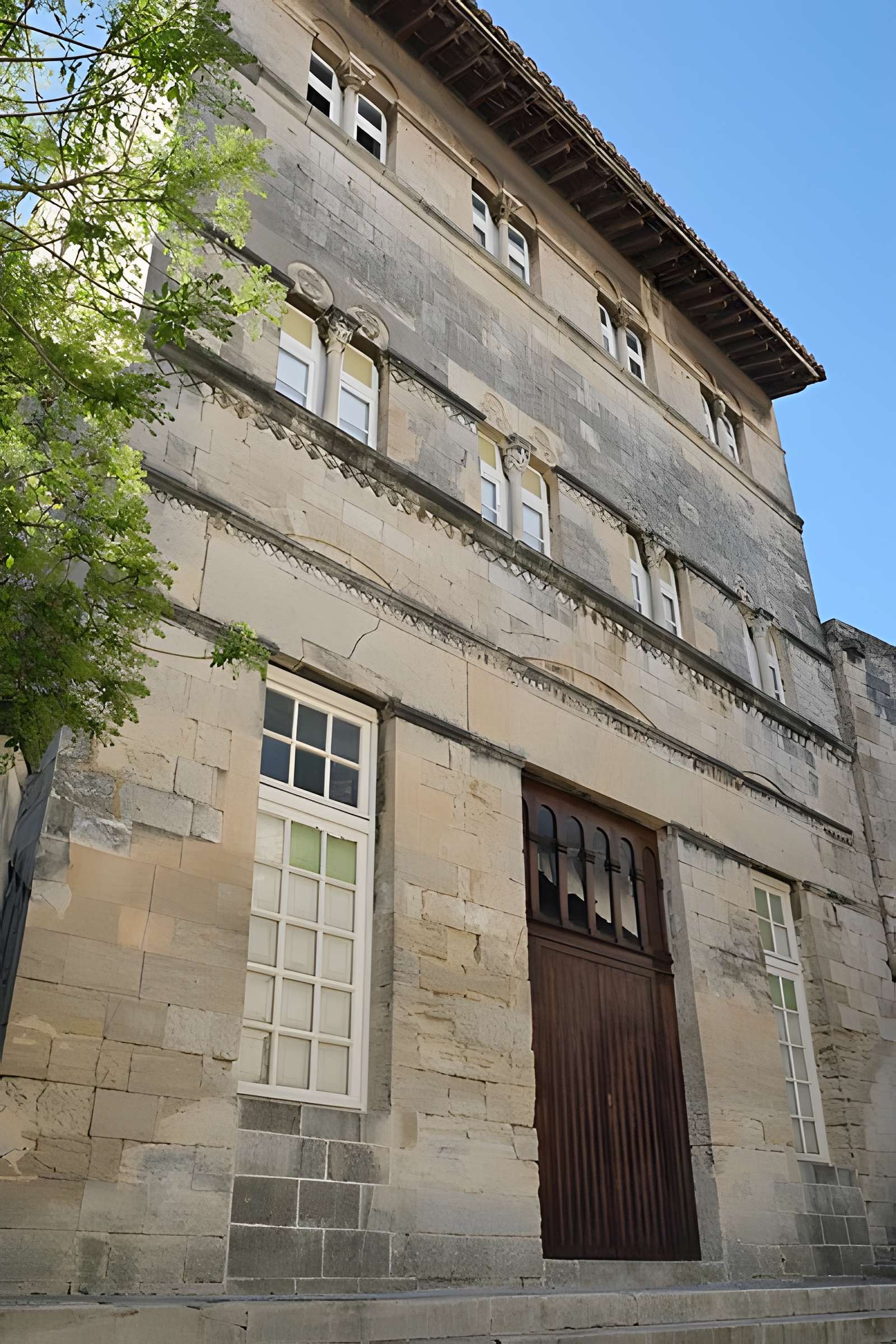 Maison romane de Saint-Gilles