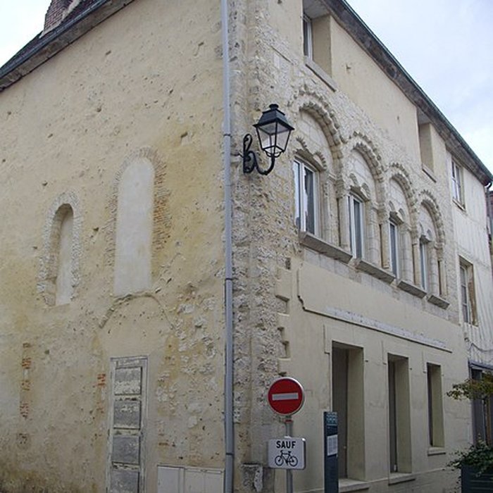 Photo de Maison romane du XII siècle, 17 Rue de Sénarmont à Dreux