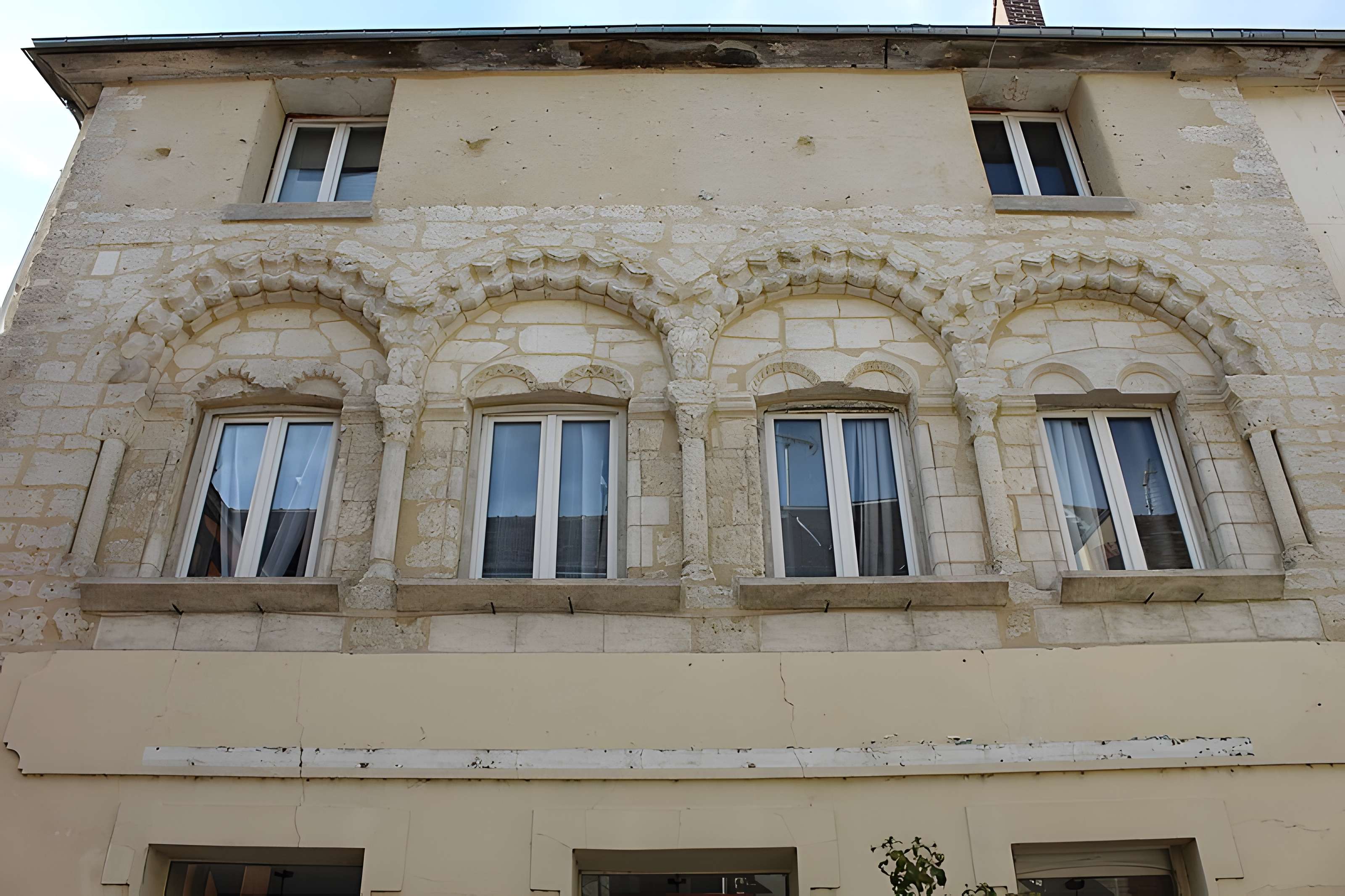 Maison romane du XII° siècle, 17 Rue de Sénarmont à Dreux