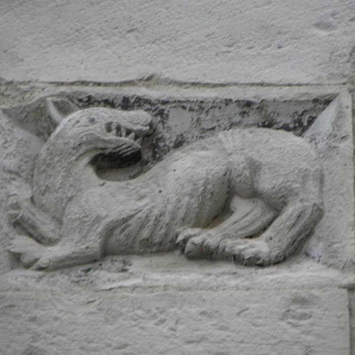 Photo de Maison romane, 1 Rue de la Madeleine à Nîmes