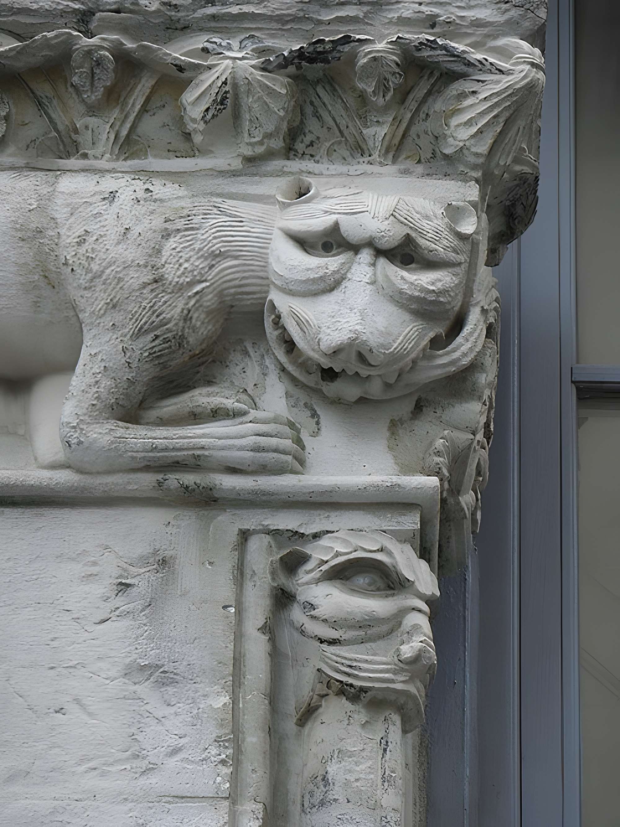 Maison romane, 1 Rue de la Madeleine à Nîmes