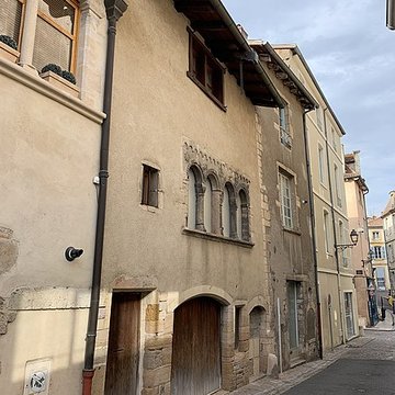 Maison romane, Rue Joséphine-Desbois à Cluny