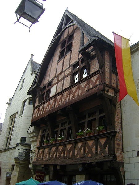 Photo de Maison rouge, 38 Rue Voltaire à Chinon