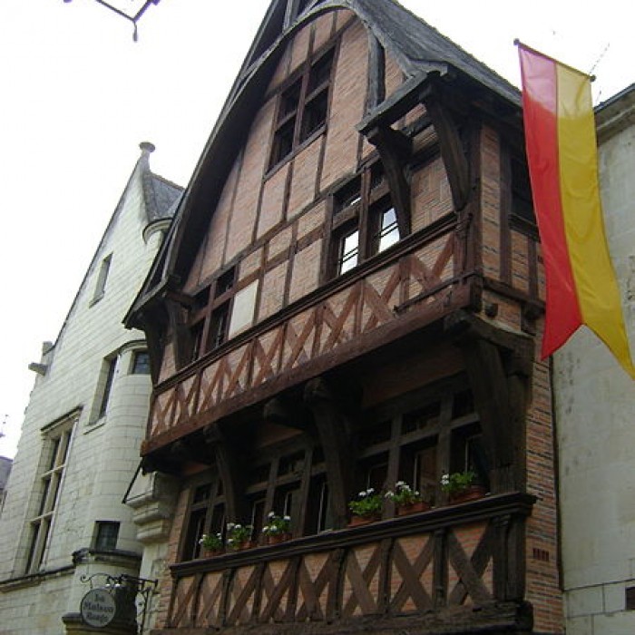 Photo de Maison rouge, 38 Rue Voltaire à Chinon