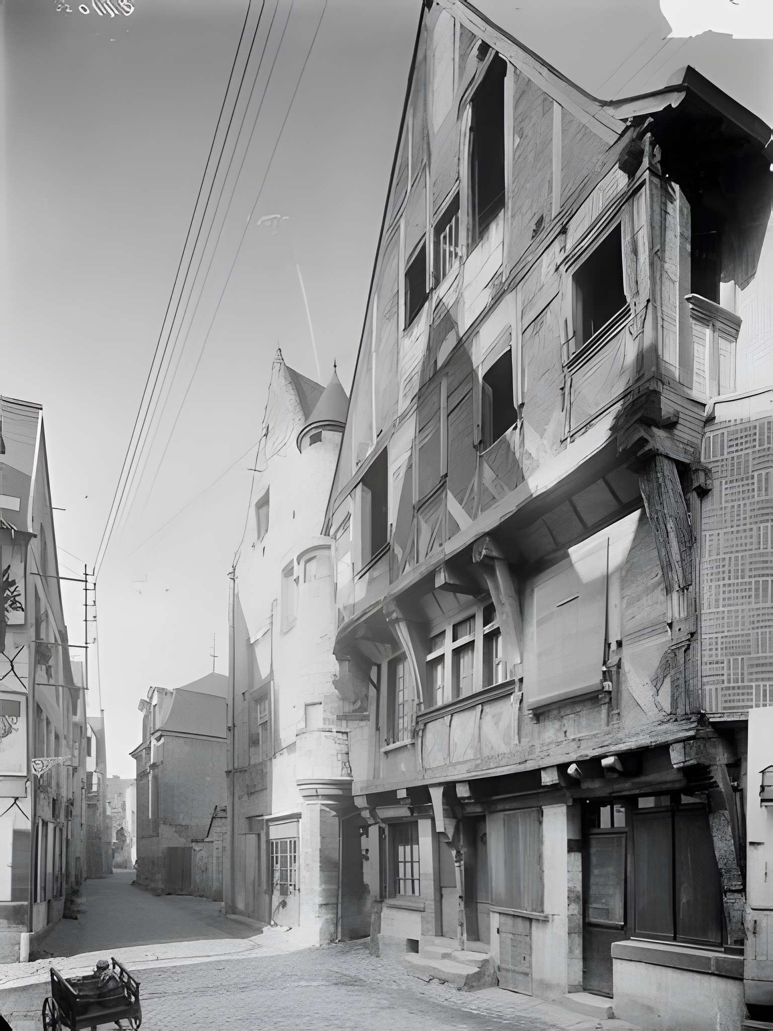 Maison rouge, 38 Rue Voltaire à Chinon