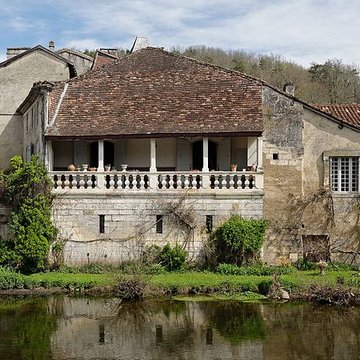 Maison voisine du pont, 1 Place Charles de Gaulle à Brantôme