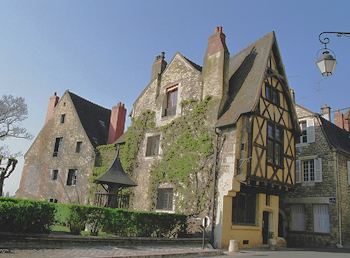 Maison, 1 Rue de la Parcheminerie à Nevers