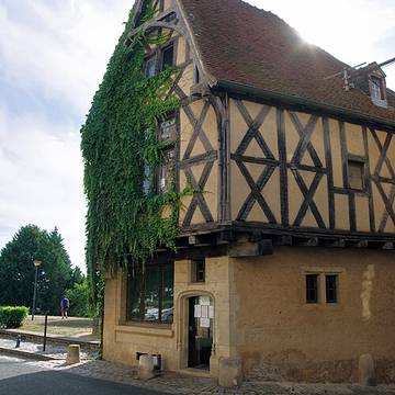 Maison, 1 Rue de la Parcheminerie à Nevers