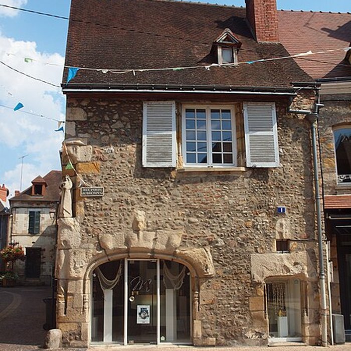 Photo de Maison, 1 Rue Porte-Bretonnie à Montluçon