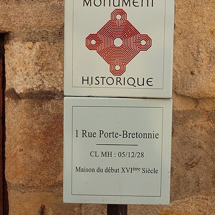 Photo de Maison, 1 Rue Porte-Bretonnie à Montluçon