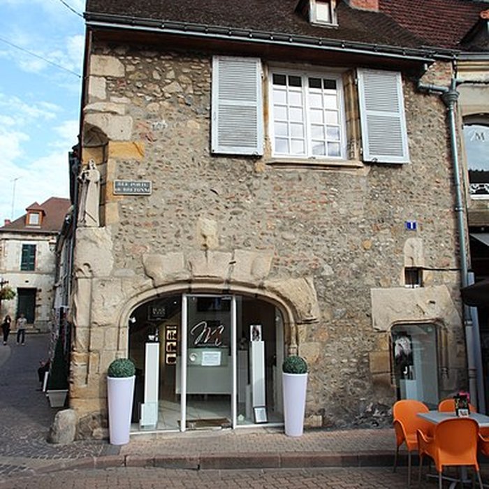 Photo de Maison, 1 Rue Porte-Bretonnie à Montluçon