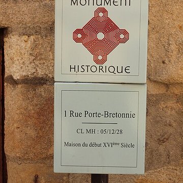 Maison, 1 Rue Porte-Bretonnie à Montluçon