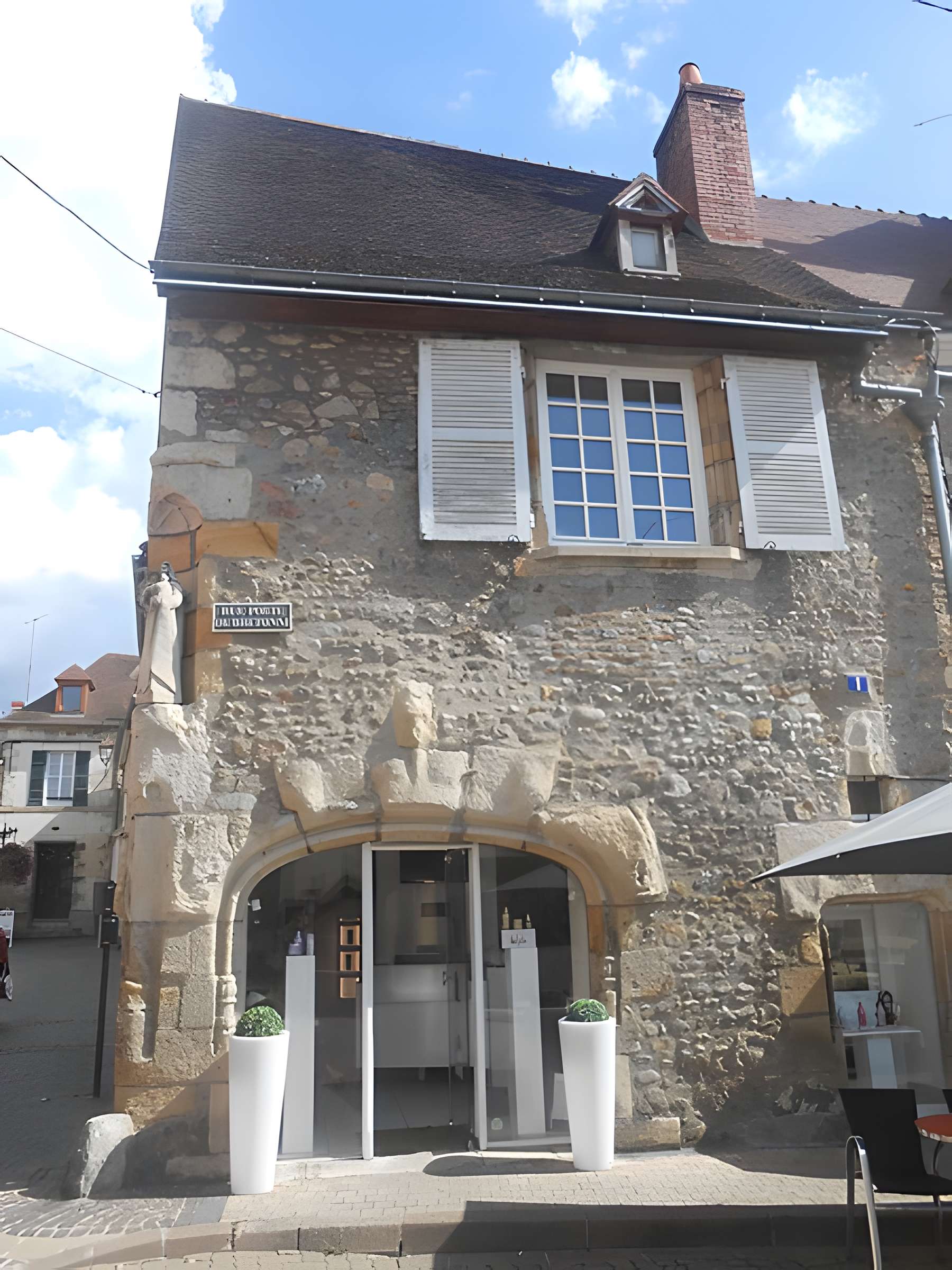 Maison, 1 Rue Porte-Bretonnie à Montluçon