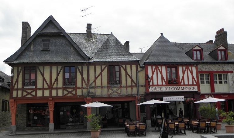 Photo de Maison, 10 Rue d'Anjou à La Guerche-de-Bretagne