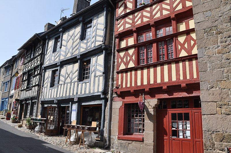 Maison, 10 Rue Renan à Tréguier