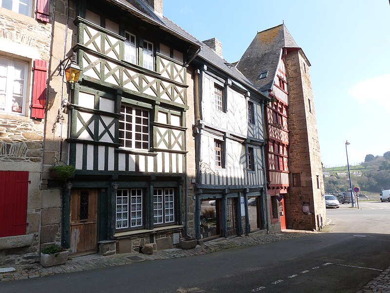 Maison, 10 Rue Renan à Tréguier