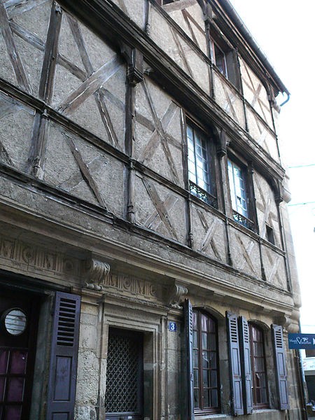 Photo de Maison, 11 Rue de l'Ancien-Palais à Moulins