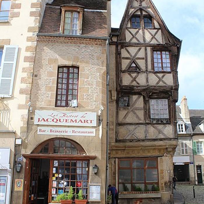 Photo de Maison, 11 Rue de lAncien-Palais à Moulins