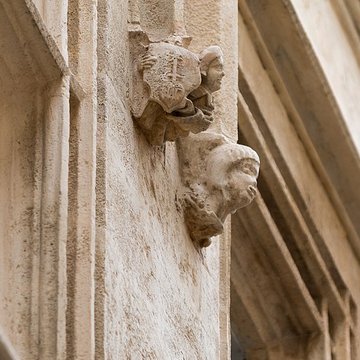 Maison, 11 Rue des Marchands à Nîmes