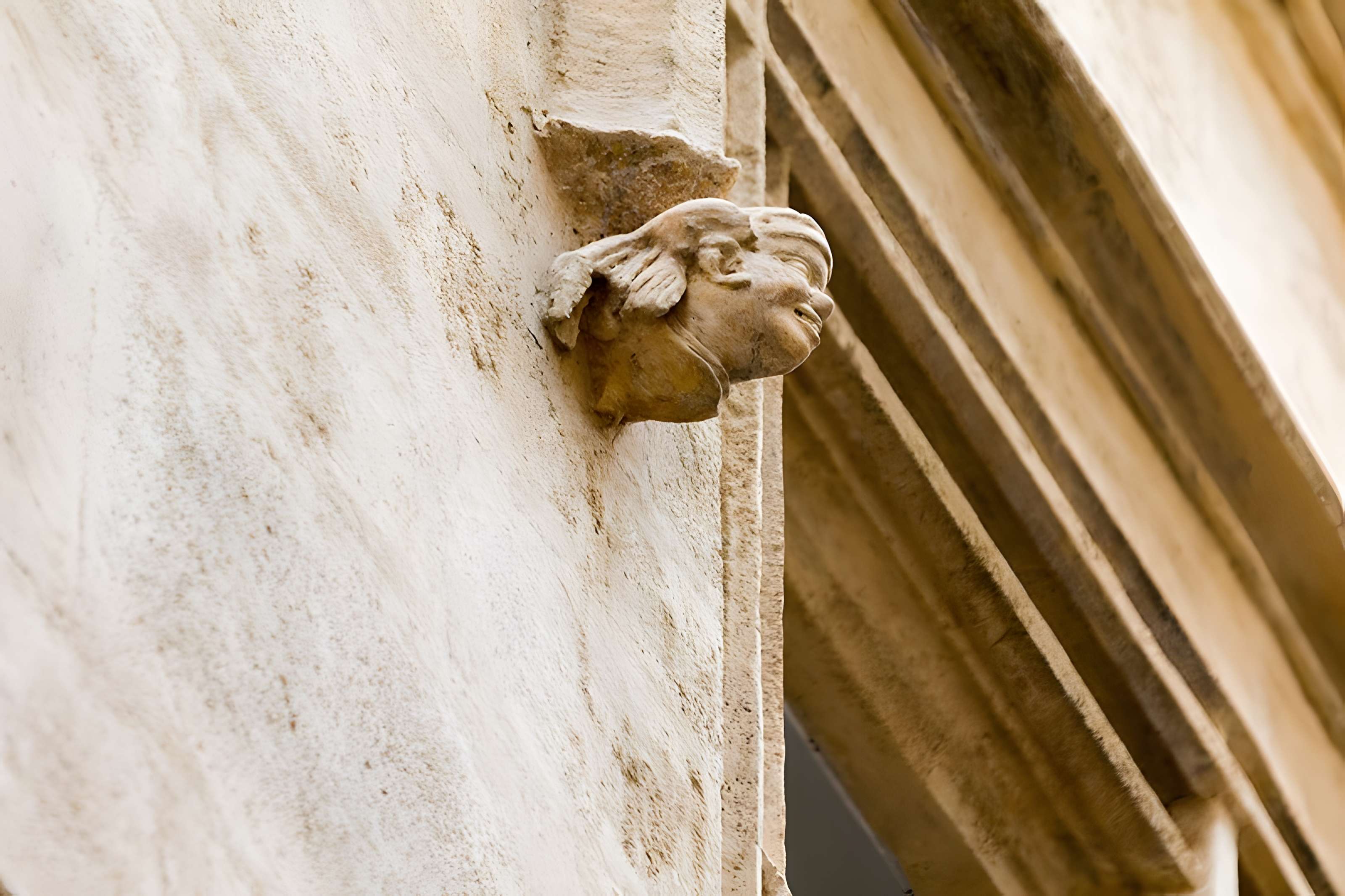 Maison, 11 Rue des Marchands à Nîmes