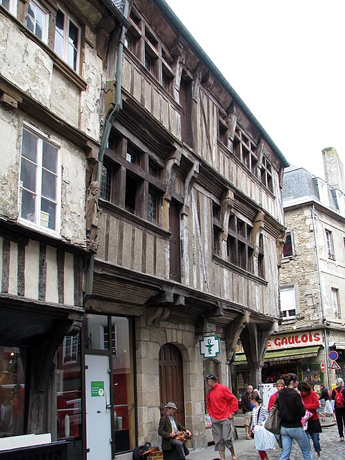 Maison à Dinan rue de l'Horloge