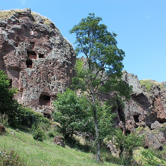 Photo de Grottes de Jonas à Saint-Pierre-Colamine