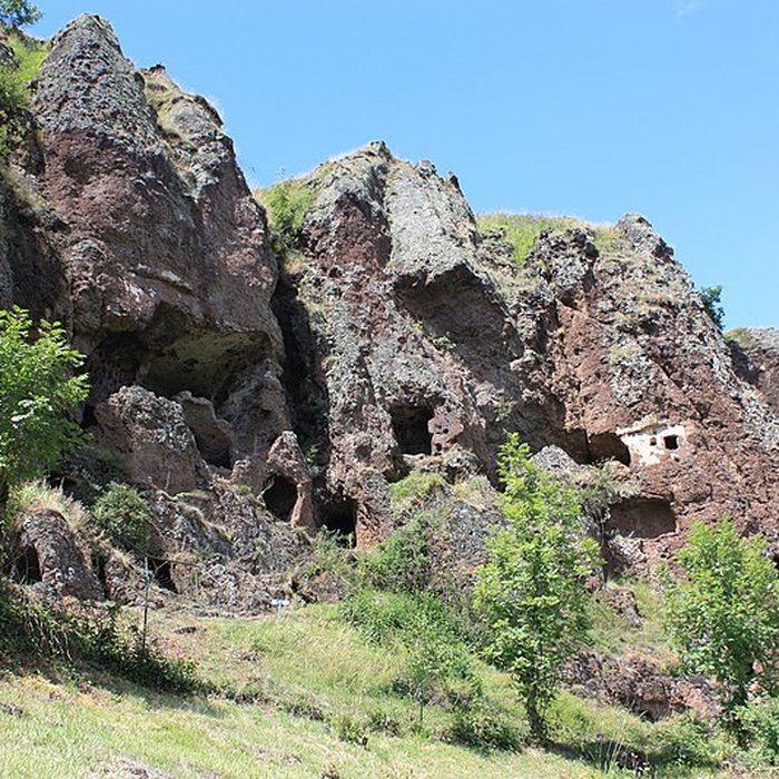Photo de Grottes de Jonas à Saint-Pierre-Colamine