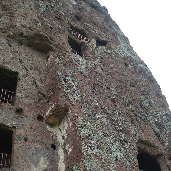 Photo de Site troglodytique de Jonas à Saint-Pierre-Colamine