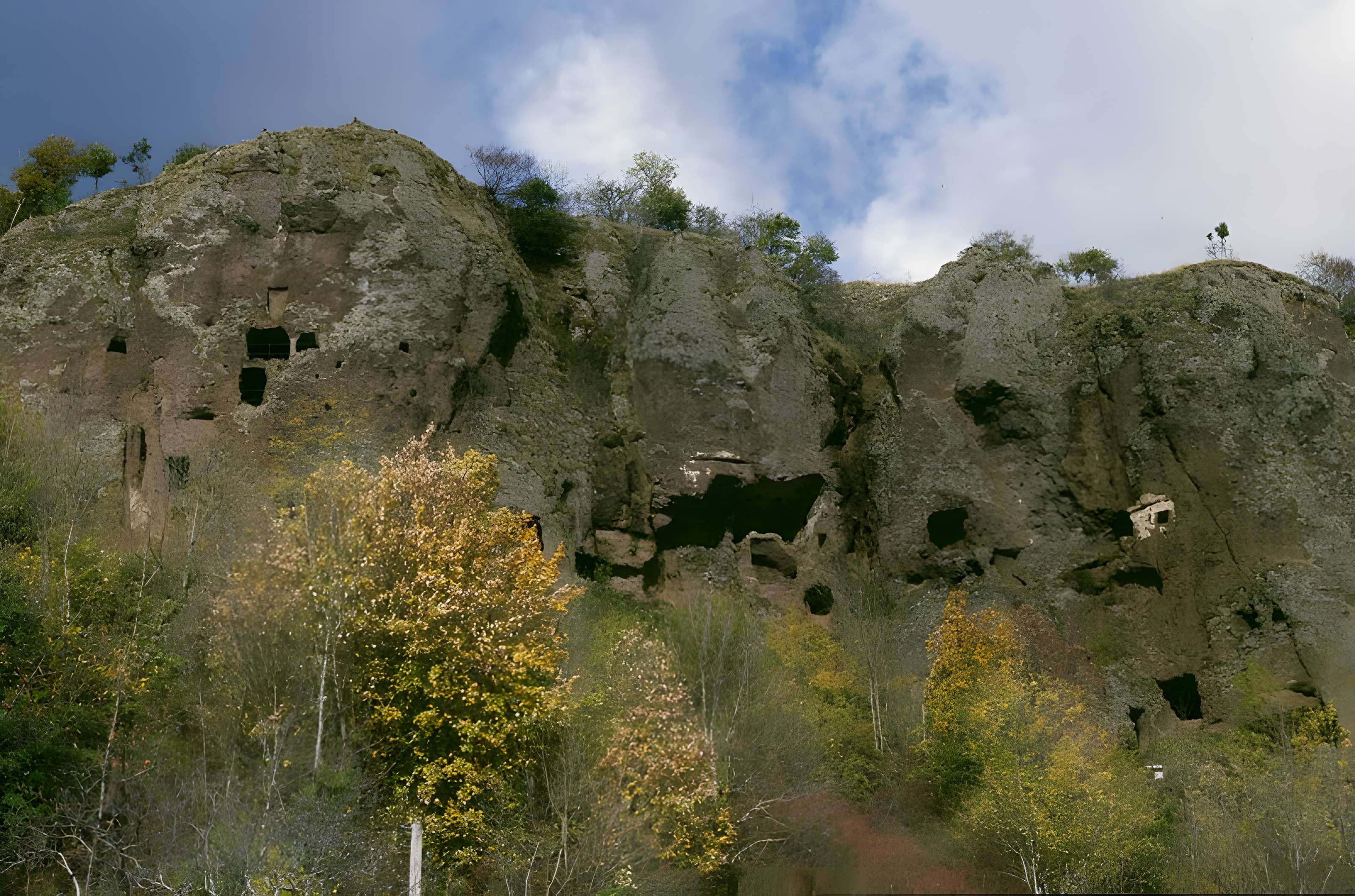 Grottes de Jonas à Saint-Pierre-Colamine