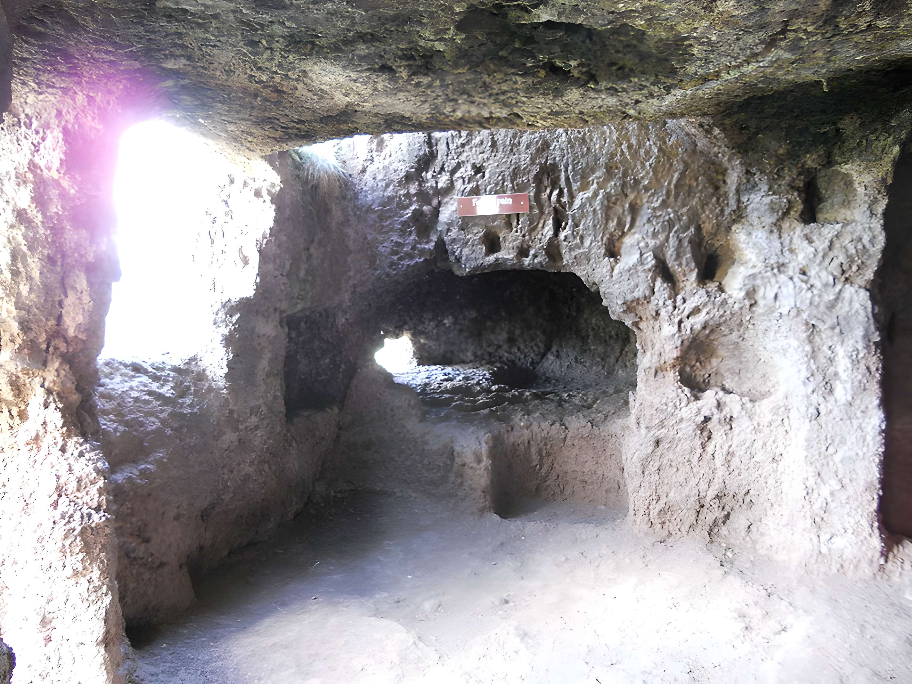 Grottes de Jonas à Saint-Pierre-Colamine