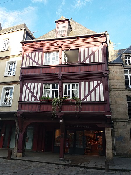 Maison, 12 Place des Cordeliers à Dinan