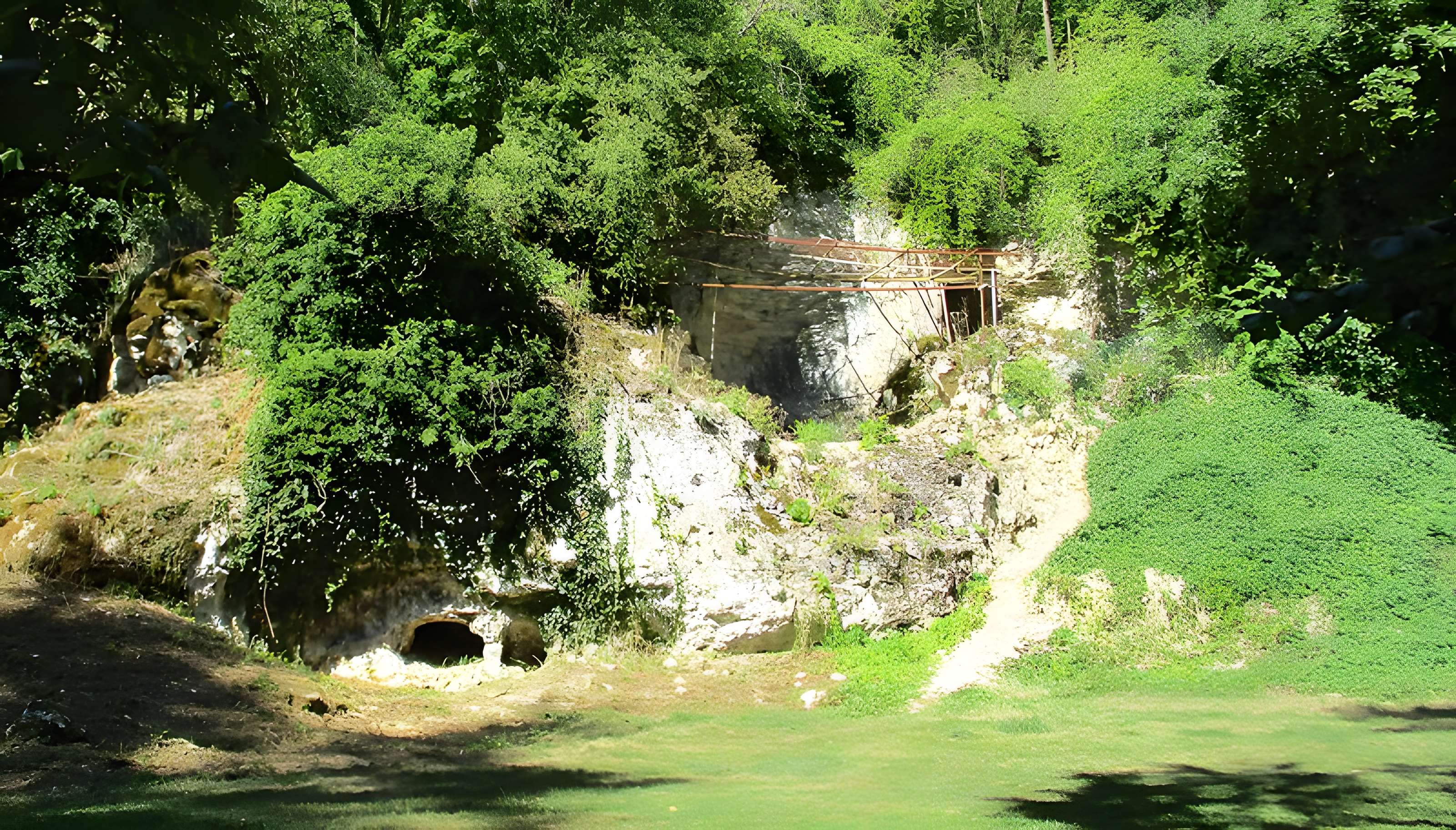 Grottes préhistoriques d'Arcy-sur-Cure