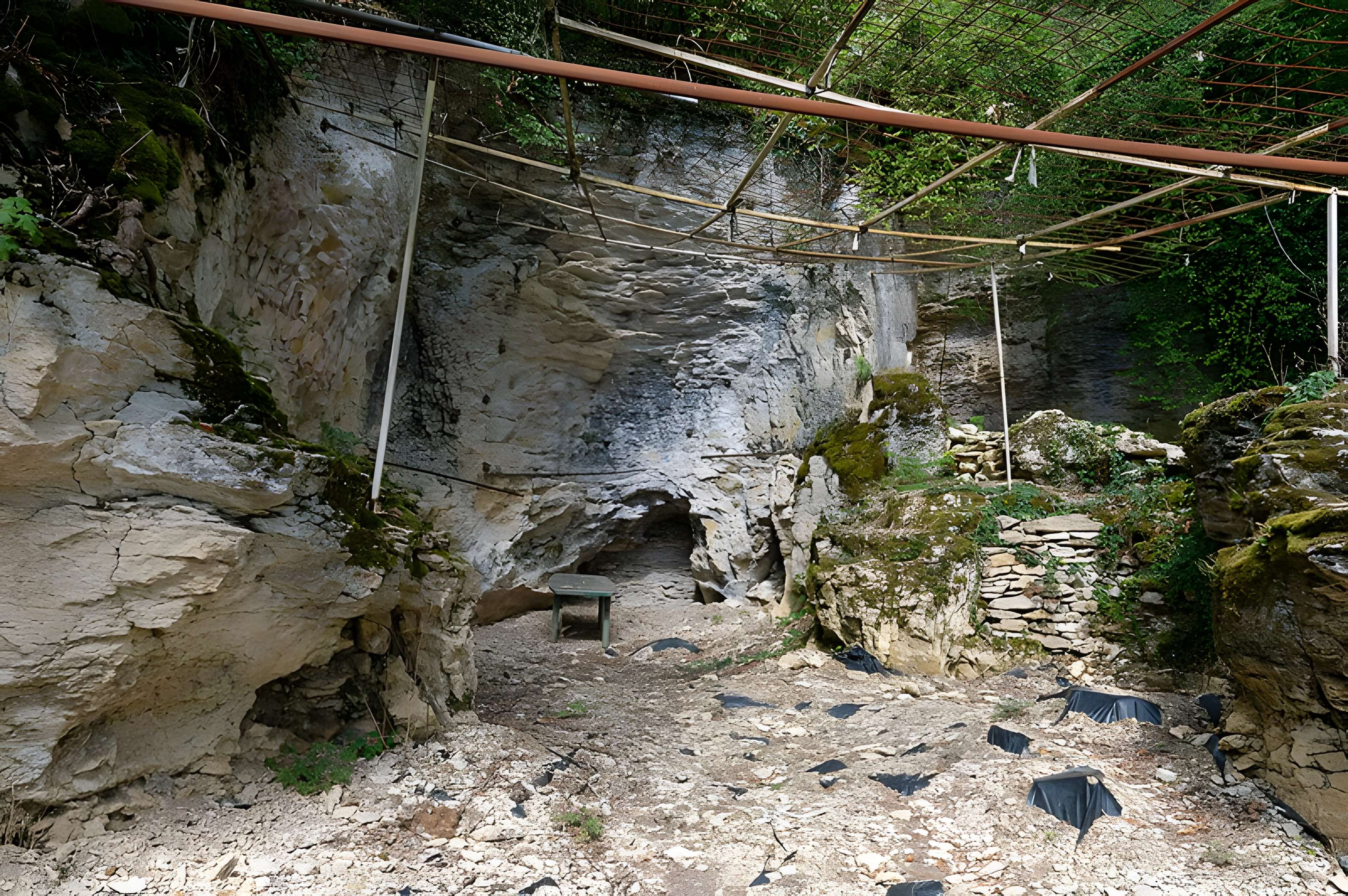 Grottes préhistoriques d'Arcy-sur-Cure