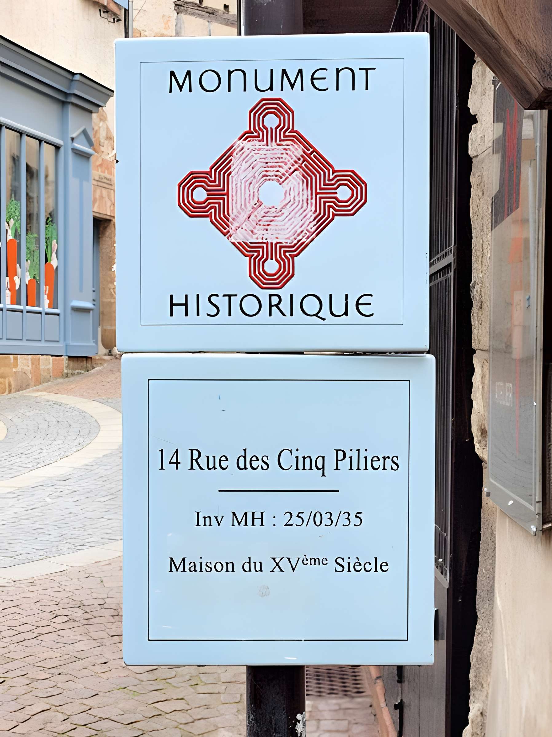 Maison, 14 Rue des Cinq-Piliers à Montluçon