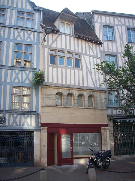 Photo de Maison, 16 Place du Lieutenant-Aubert à Rouen