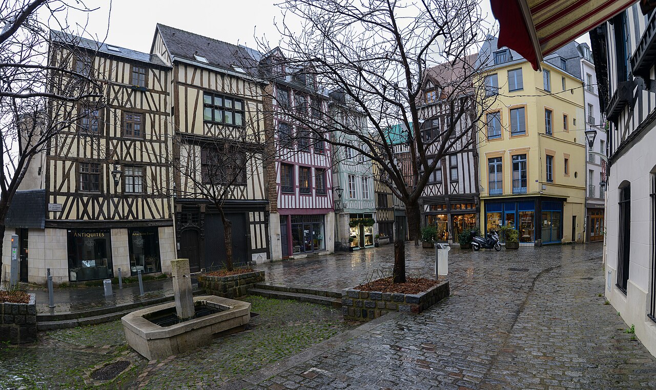 Maison, 16 Place du Lieutenant-Aubert à Rouen