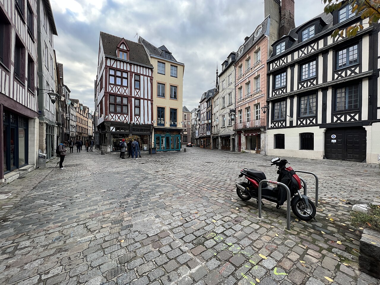 Maison, 16 Place du Lieutenant-Aubert à Rouen