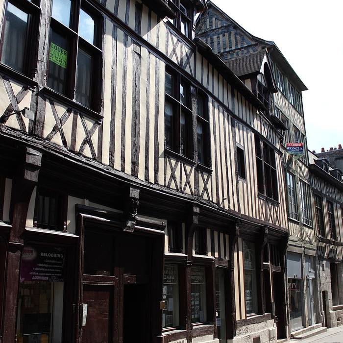 Photo de Maison, 16 Place du Lieutenant-Aubert à Rouen