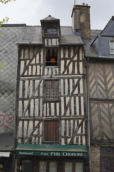 Maison, 17 Place Sainte-Anne à Rennes