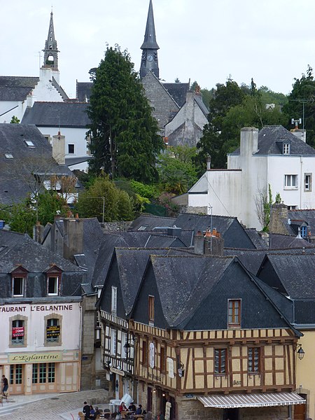 Maison, 19 Place Saint-Sauveur à Auray