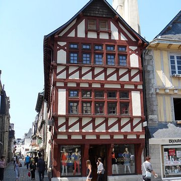 Maison, 2 Place Terre-au-Duc à Quimper