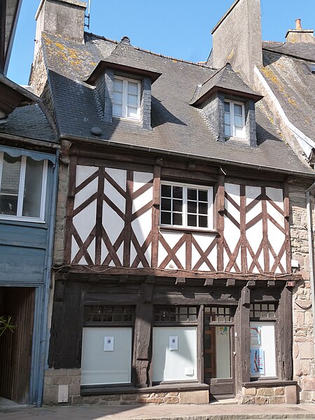 Maison, 2 Rue de la Chalotais à Tréguier