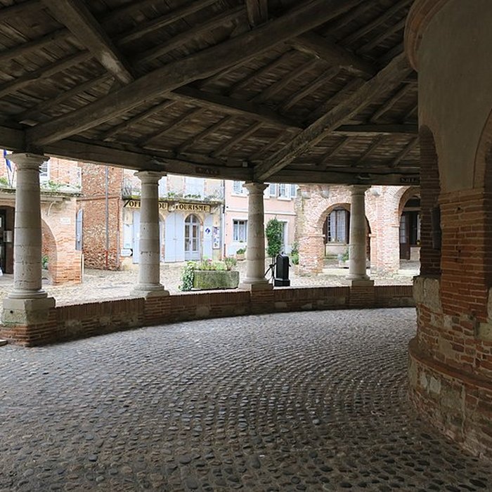 Photo de Halle aux grains dAuvillar