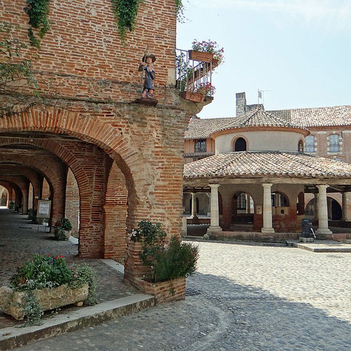 Photo de Halle aux grains dAuvillar