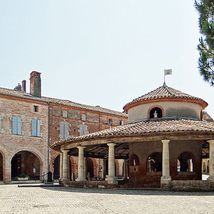 Photo de Halle aux grains dAuvillar