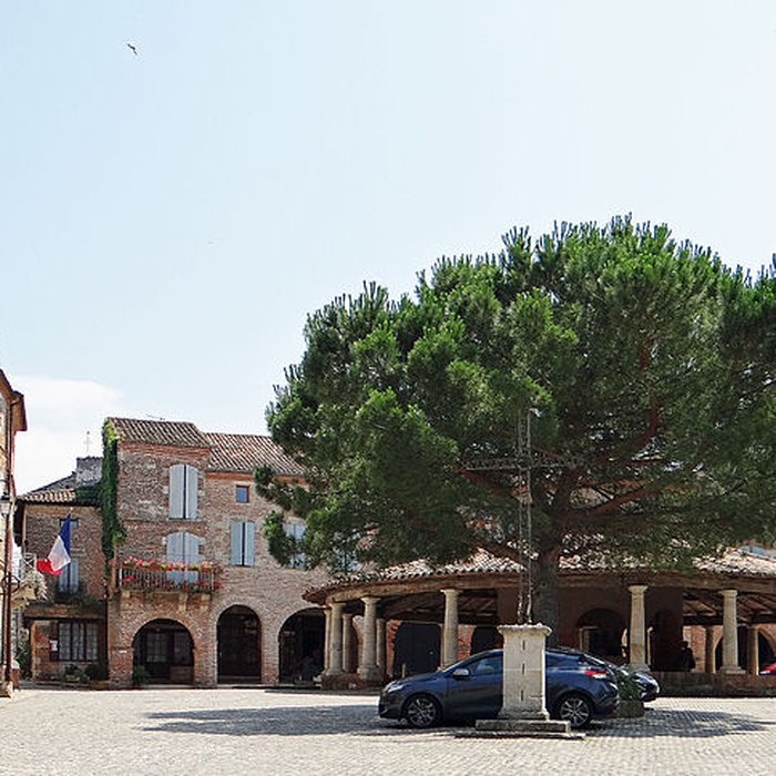 Photo de Halle aux grains dAuvillar