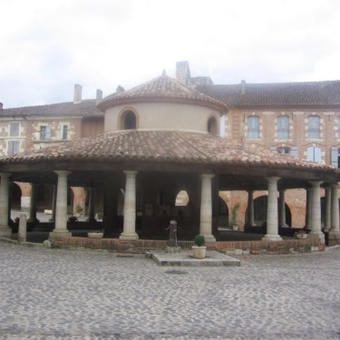 Photo de Halle aux grains dAuvillar