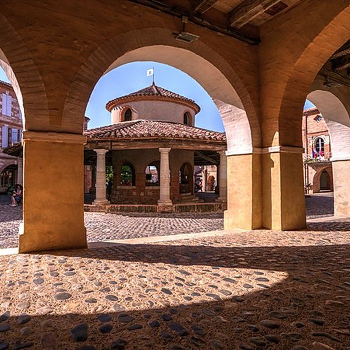 Photo de Halle aux grains dAuvillar